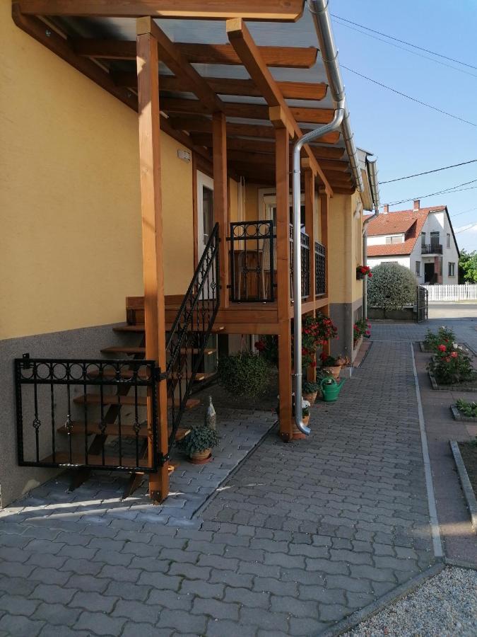 Kata Vendeghaz Hotell Bük Exteriör bild