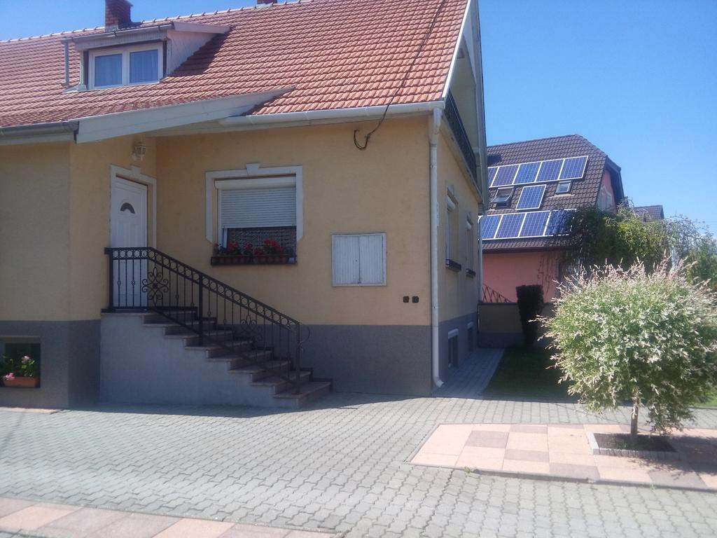 Kata Vendeghaz Hotell Bük Exteriör bild